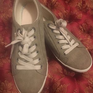 Taos Star Sneakers